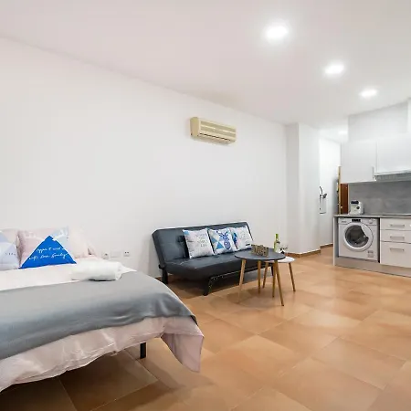 Modern In Near Sea Beach 托雷莫利诺斯